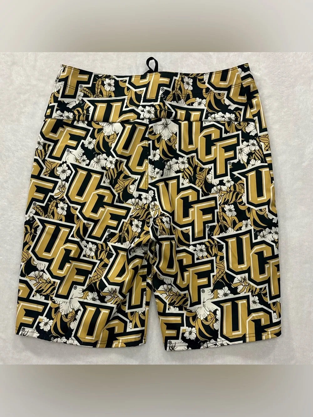 University of Central Florida UCF Board Shorts Men’s Size M